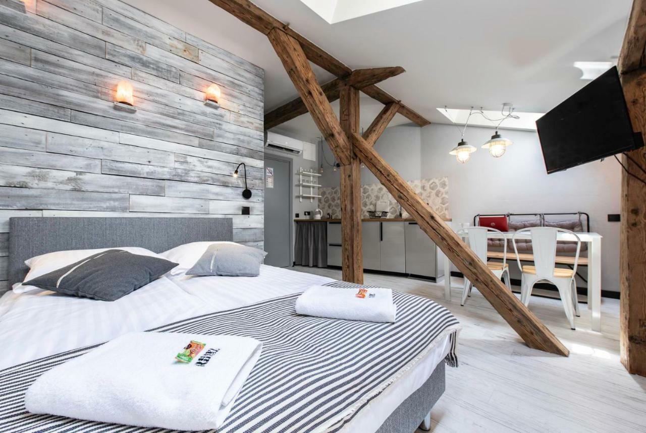 Ruumz Bed & Rest Apartment Krasków Exterior foto
